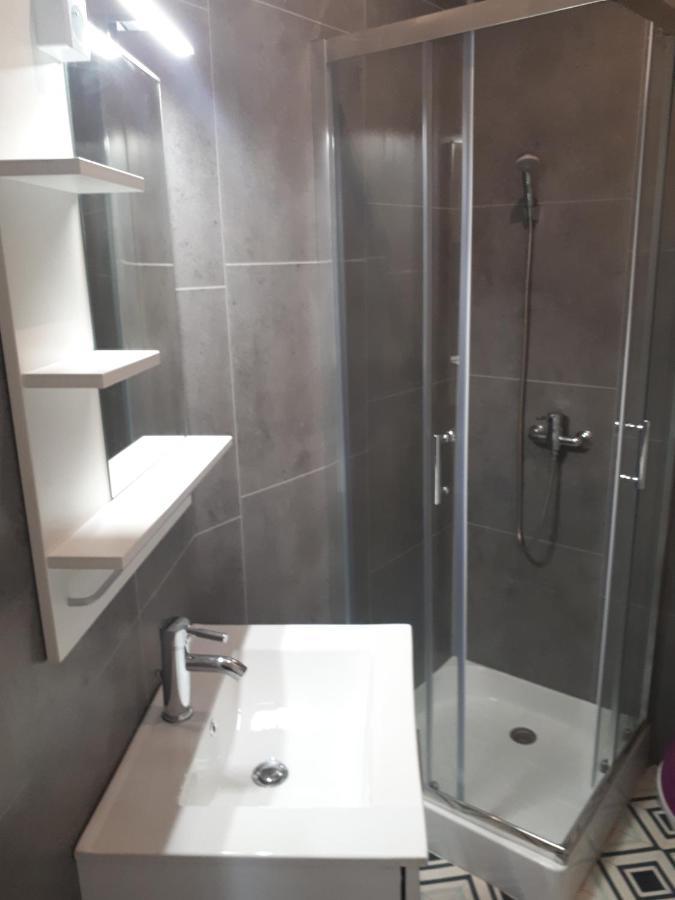 Rent4Night Grenoble Aigle Apartment Luaran gambar